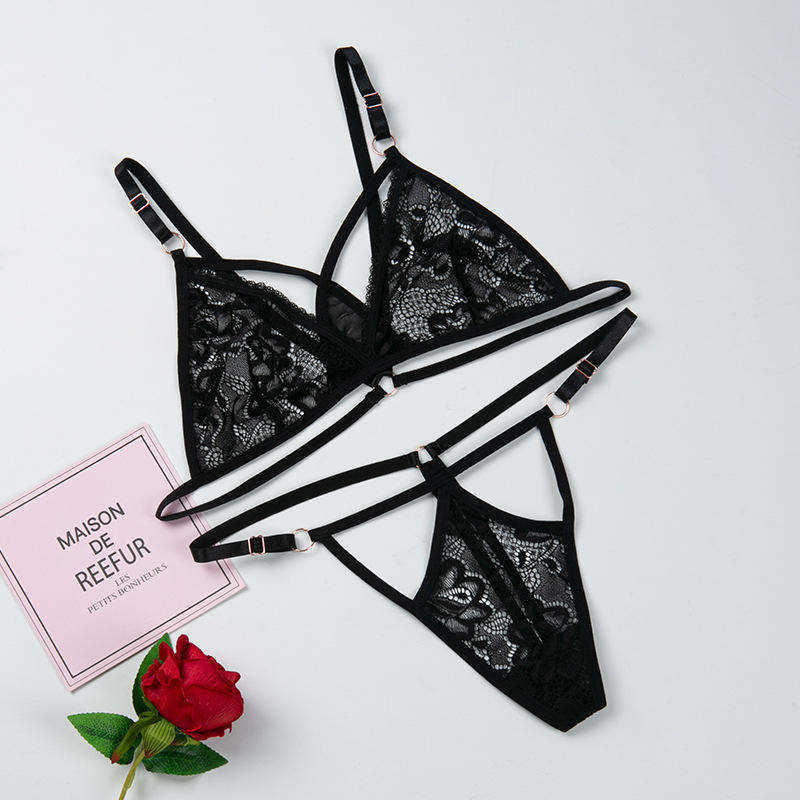 Lingerie Set Strappy Lace Bralette and Panty Sets V-neck Outfit